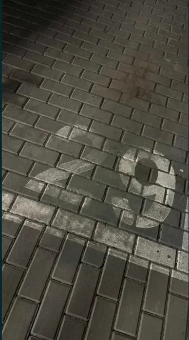 Wynajmę Miejsce postojowe w garażu podziemnym ul.Esej/Bogusławskiego — photo 1 of 1