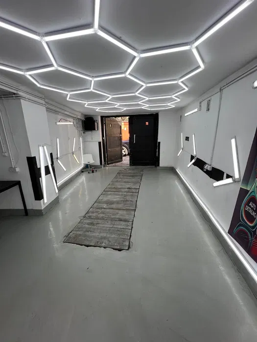 Duży 28m2, kanał, prąd, dodatkowe lampy - wynajmę garaż wolnostojący - Warszawa Centrum