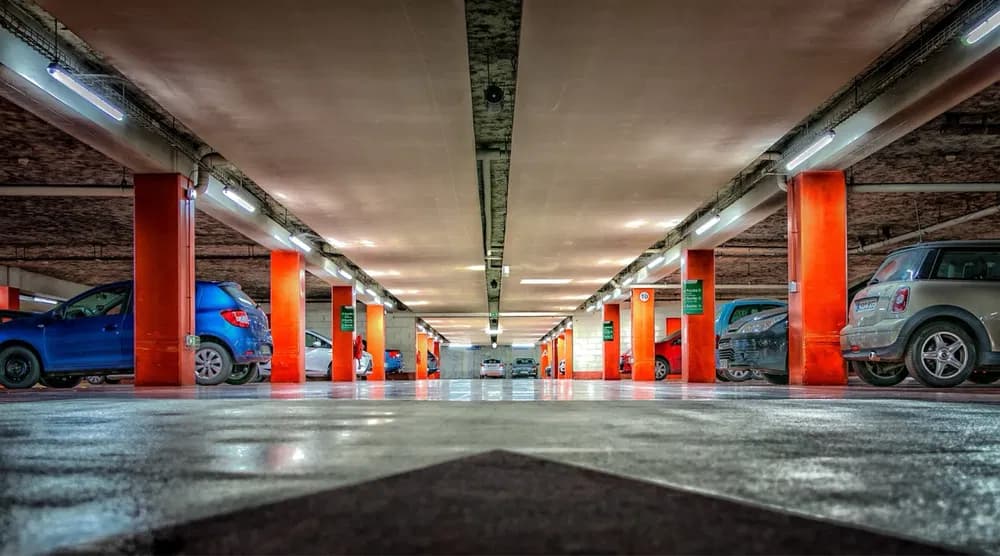 Miejsce postojowe w garażu podziemnym , Mokotów ul. Wynalazek Lotnisko — photo 1 of 2