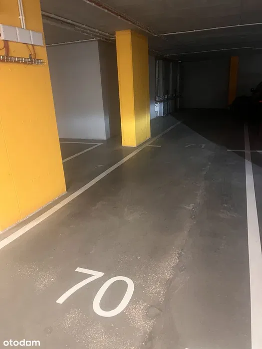 Przyokopowa 43, wygodne miejsce postojowe w garażu podziemnym — photo 1 of 1