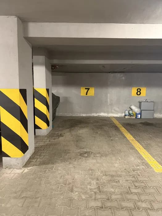 Wynajmę miejsce postojowe w garażu podziemnym