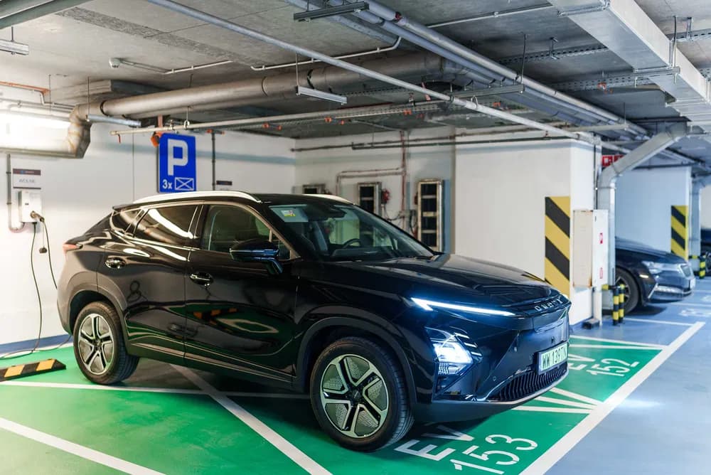 Miejsce parkingowe garaż Mokotów Służewiec Motocykl EV Chargers