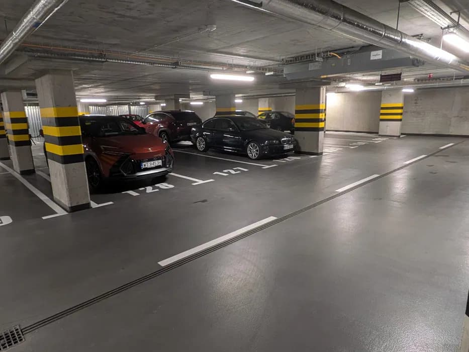 Wynajmę miejsce postojowe bezpośrednio Warszawa Witebska Oszmiańska