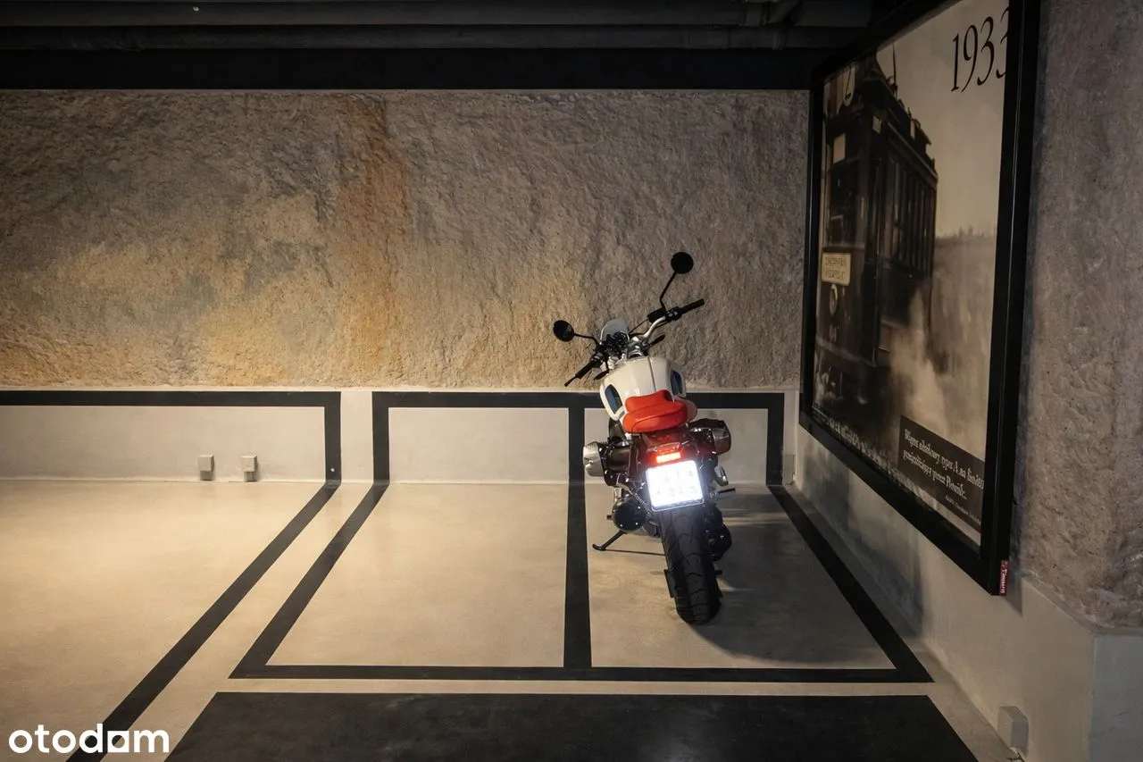 BEZPOŚREDNIO! - Miejsce postojowe na motocykl - POWIŚLE blisko Centrum