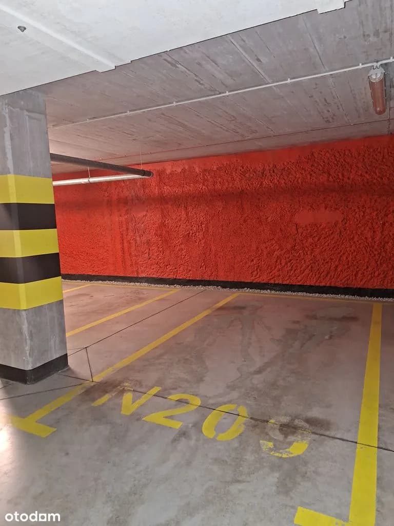 Miejsce parkingowe w garażu podziemnym ul. Siedmiogrodzka 1A